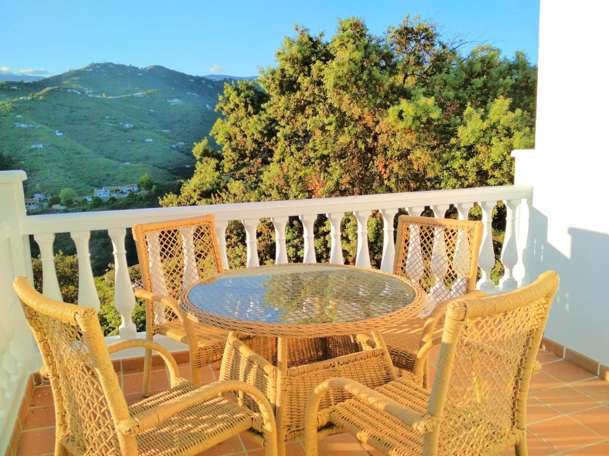 Villa Las Encinas Costa Del Sol Torrox Bagian luar foto